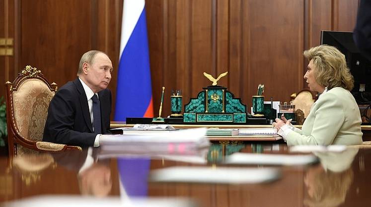 Владимир Путин о ФСИН: «Люди должны содержаться в нормальных, человеческих условиях» Владимир Путин о ФСИН: «Люди должны содержаться в нормальных, человеческих условиях»