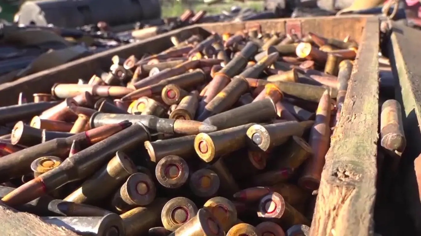 В ДНР обнаружили тайник с западным оружием и боеприпасами