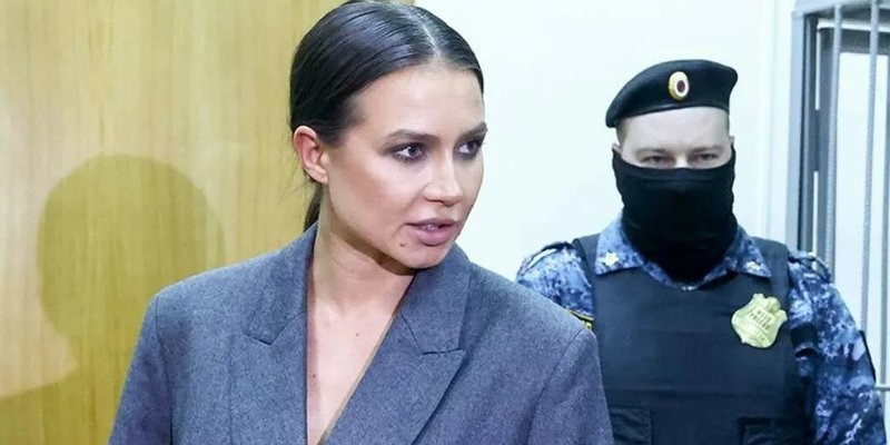 Блогер Лерчек объяснила, почему развелась с мужем Блогер Лерчек объяснила, почему развелась с мужем