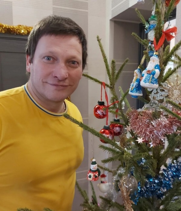 Поклонница родила троих детей звезде сериала «Улицы разбитых фонарей» Поклонница родила троих детей звезде сериала «Улицы разбитых фонарей»