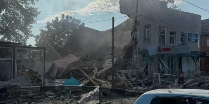 Мощный взрыв в ТЦ на Кубани: Пострадавших всё больше Мощный взрыв в ТЦ на Кубани: Пострадавших всё больше