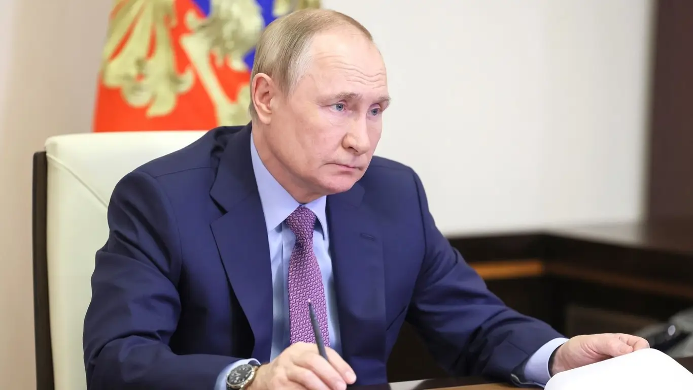 «Путин наблюдает»: на Западе всерьез обеспокоены ситуацией в США