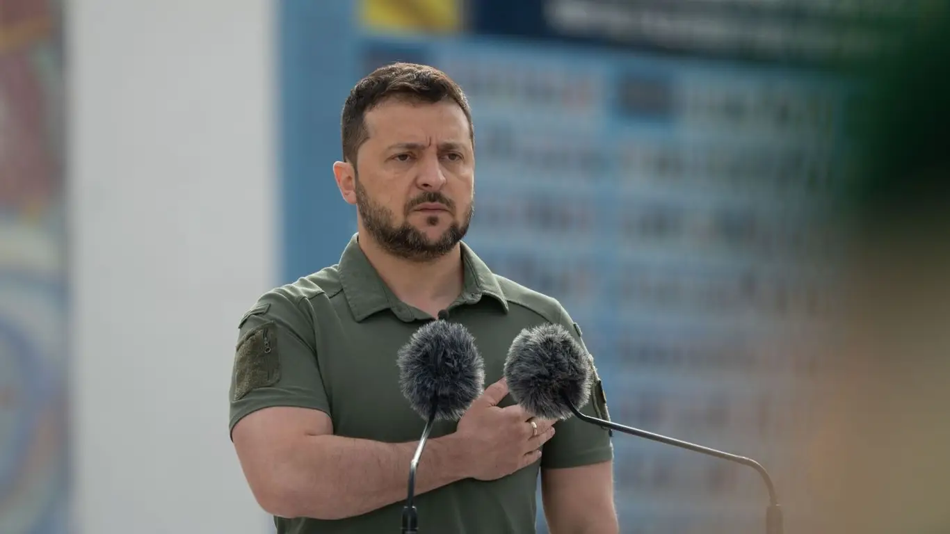«Отменить указ». В Киеве обратились к Зеленскому с новым призывом
