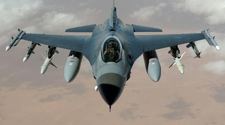 СМИ назвали главную угрозу для истребителей F 16 на Украине СМИ назвали главную угрозу для истребителей F 16 на Украине