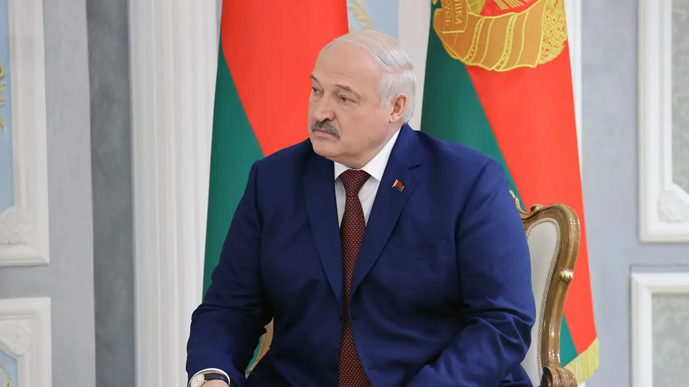Лукашенко рассказал о гибридной войне против стран СНГ
