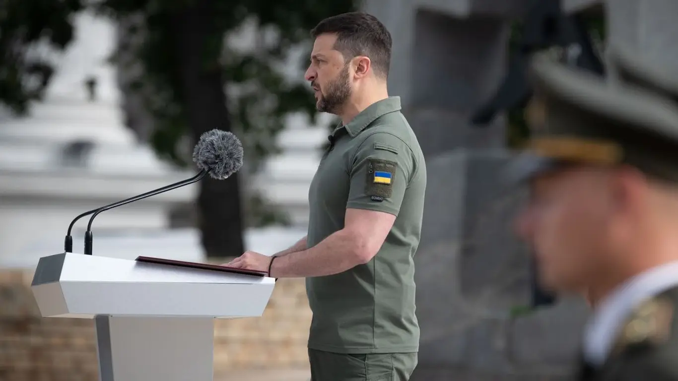 «Умеет удивлять». Зеленский завуалированно прокомментировал атаку ВСУ на Курскую область
