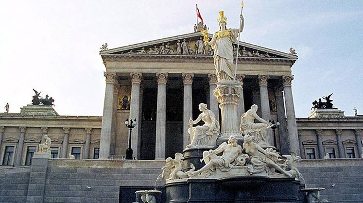 В Австрии назвали «Сомнительным подарком на Рождество» прекращение транзита газа через Украину В Австрии назвали «Сомнительным подарком на Рождество» прекращение транзита газа через Украину