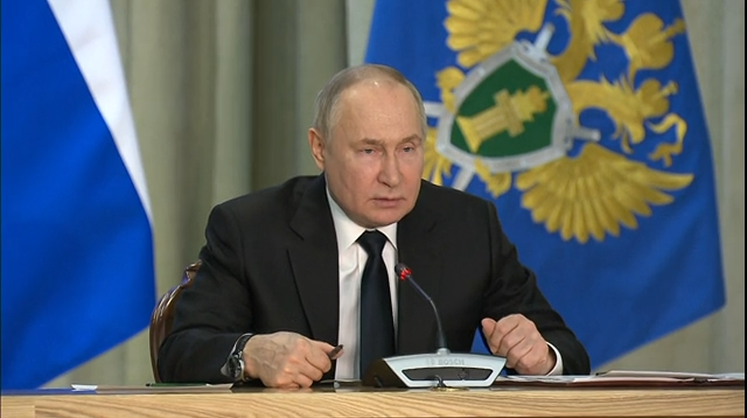 Путин: ВСУ минувшей ночью пытались атаковать Курскую АЭС Путин: ВСУ минувшей ночью пытались атаковать Курскую АЭС
