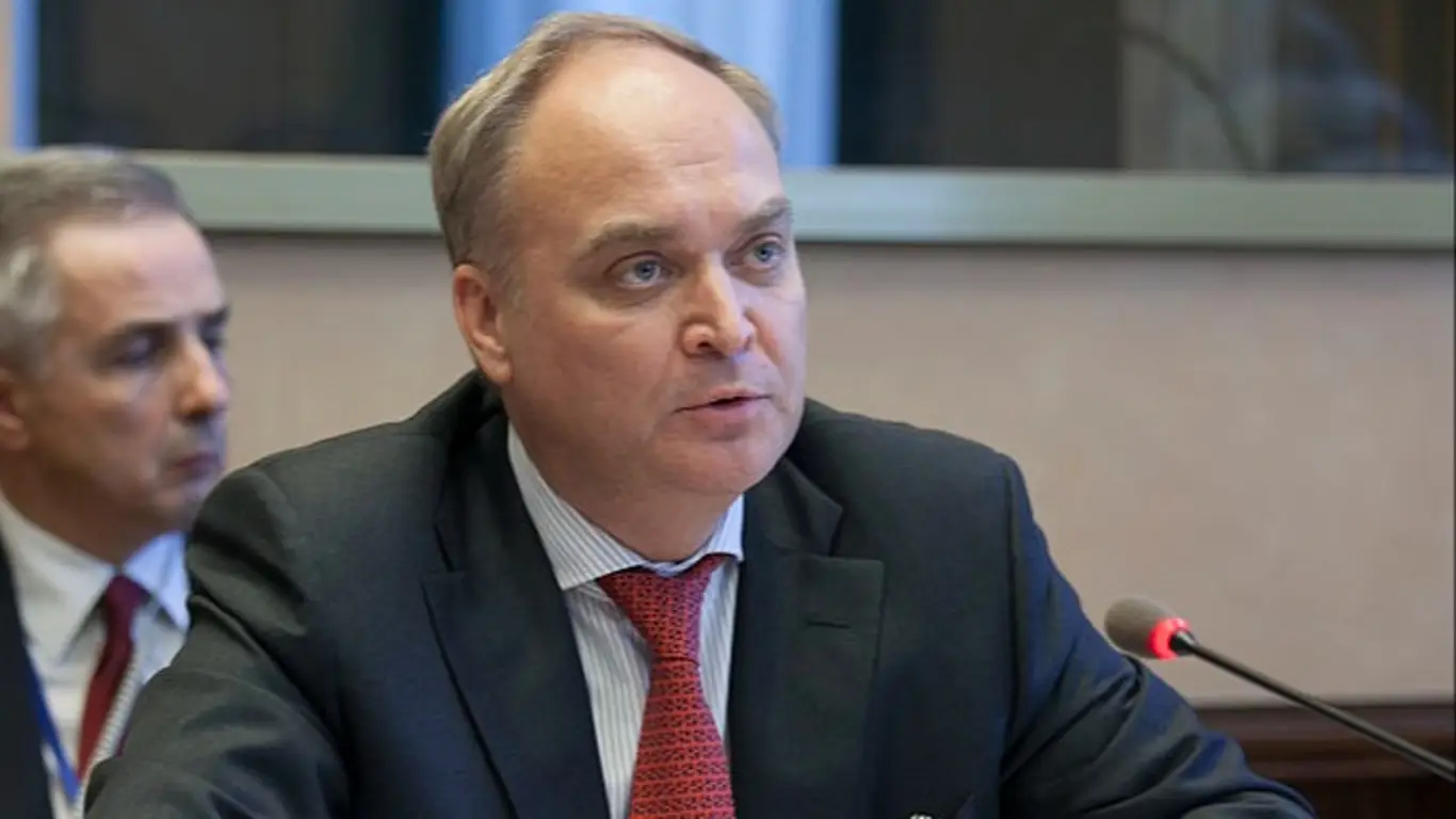 Антонов прокомментировал заявление Киева о создании «буферной зоны» в России