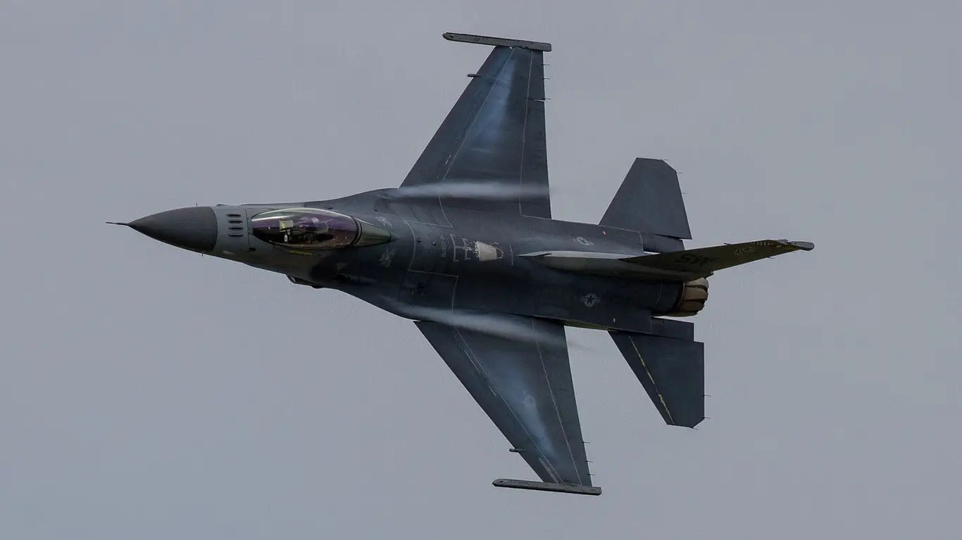 В США высказались о поставках Украине собственных F — 16