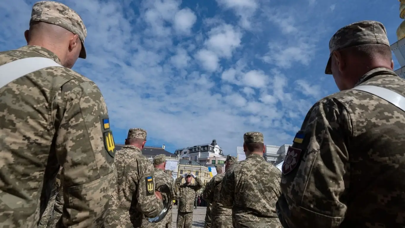 «Биомусор валяется везде»: полковник рассказал о противнике на передовой