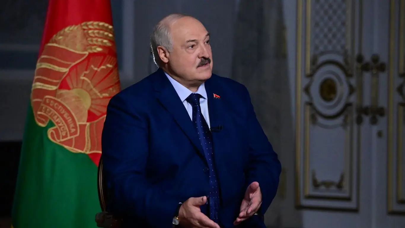 Лукашенко высказался о приказах воевать за пределами Белоруссии