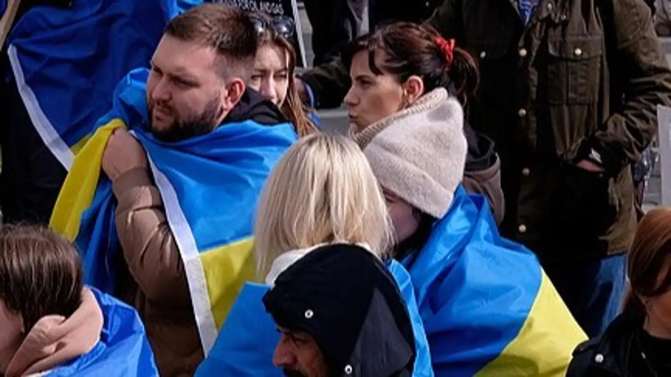 «Постепенно растёт». Идея мирных переговоров захватывает умы украинцев
