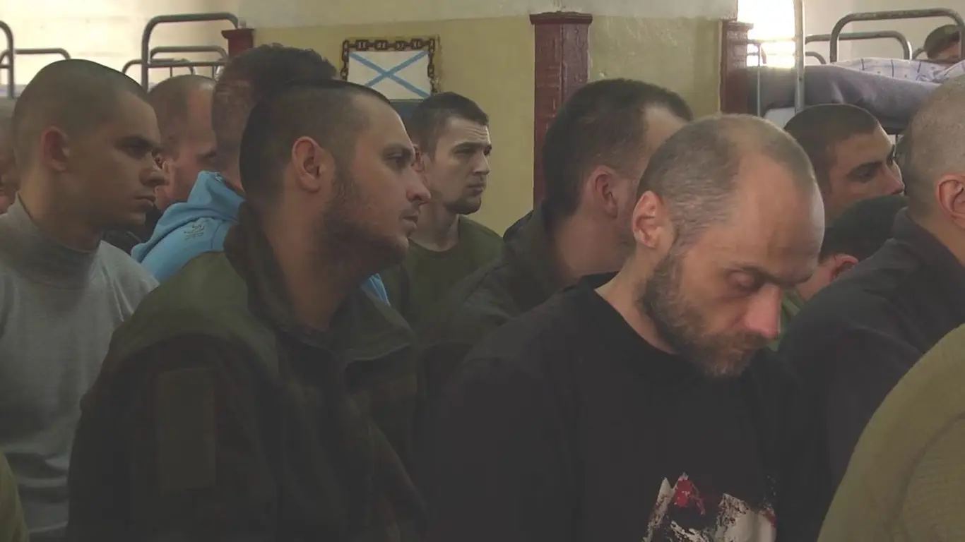Десантники ВСУ обратились к Киеву с просьбой забрать их из плена