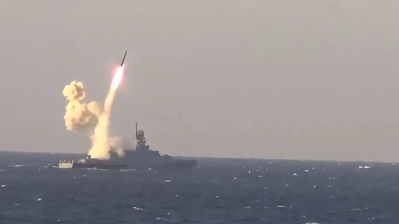 «Будем воевать саблями»: названо оружие, которое отправит ВСУ в XIX век
