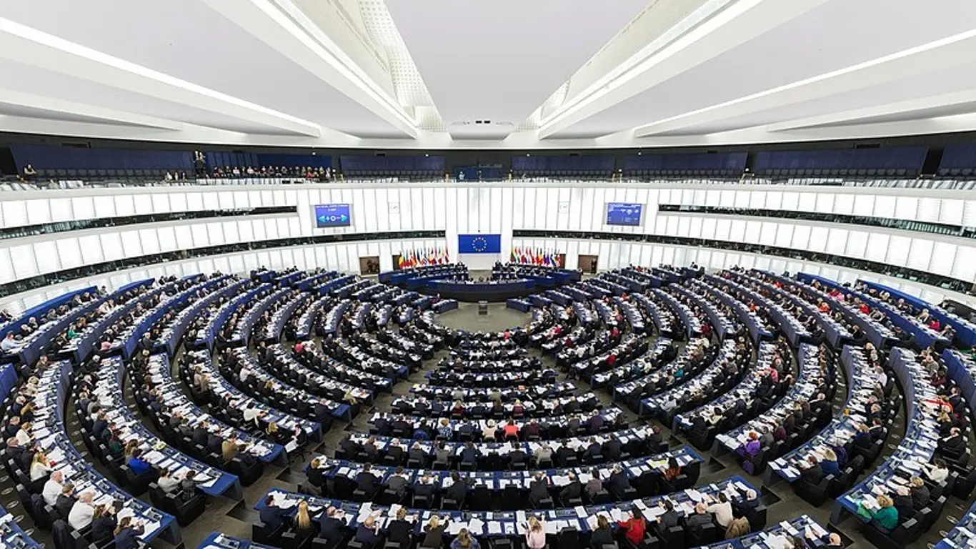 Очередной шаг к эскалации. Европарламент принял резолюцию по Украине