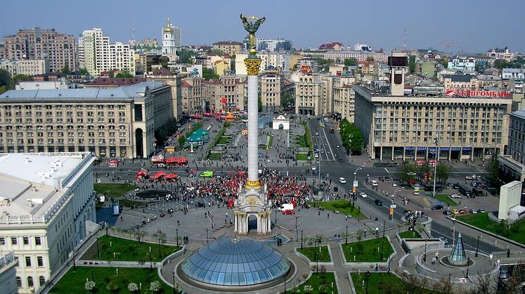 Запад призвали задуматься о своей позиции по конфликту на Украине Запад призвали задуматься о своей позиции по конфликту на Украине