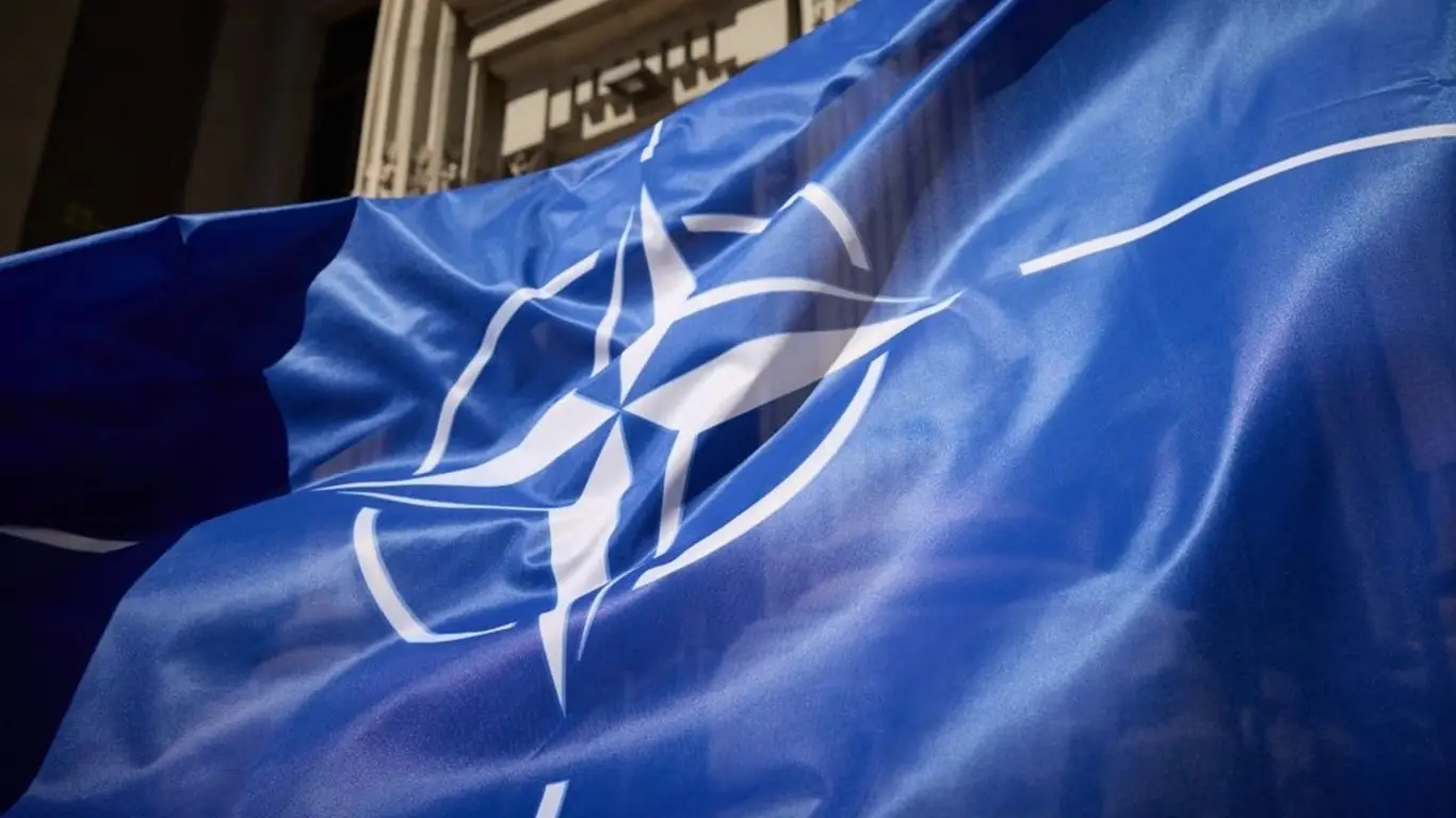 Вас не должно быть. Генсека НАТО призвали уйти в отставку вместе со всем альянсом