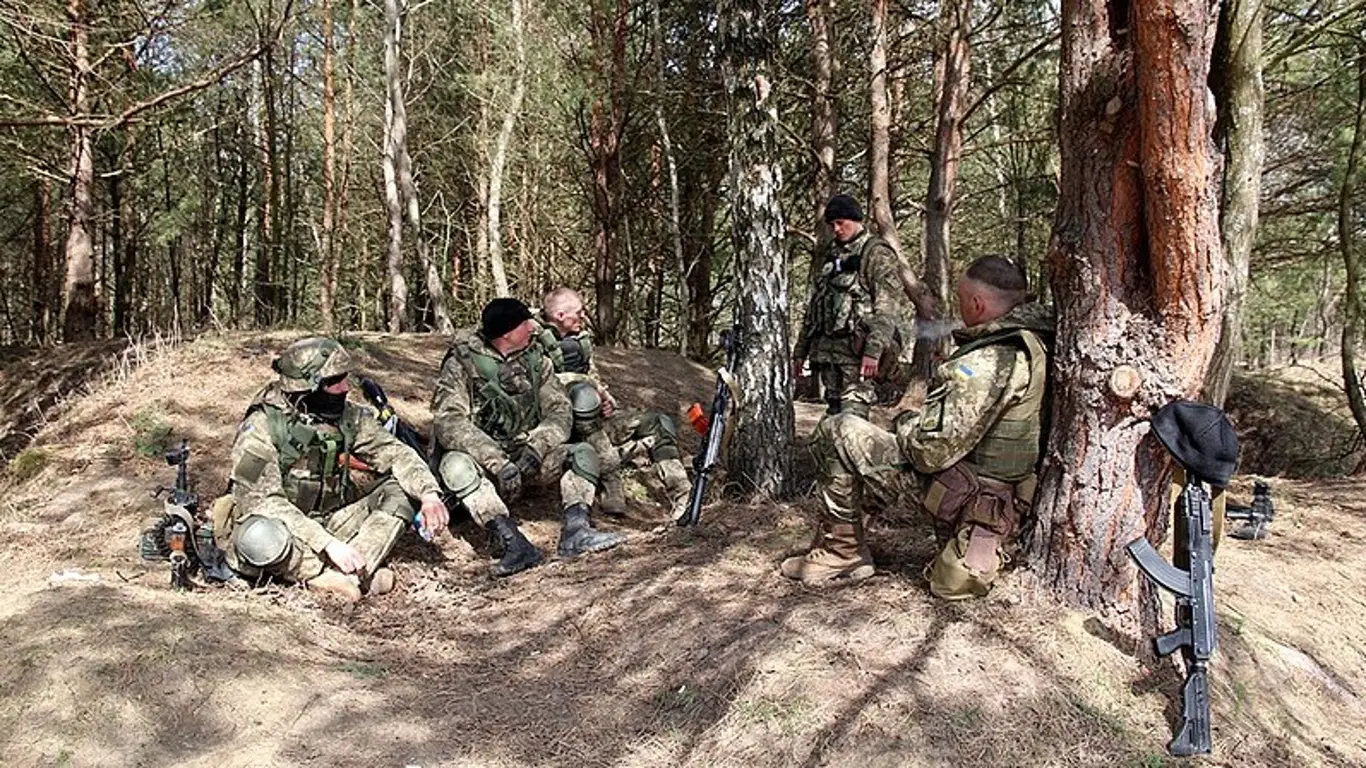 На Украине призвали «морально готовиться» к потере Торецка, Селидово и Угледара