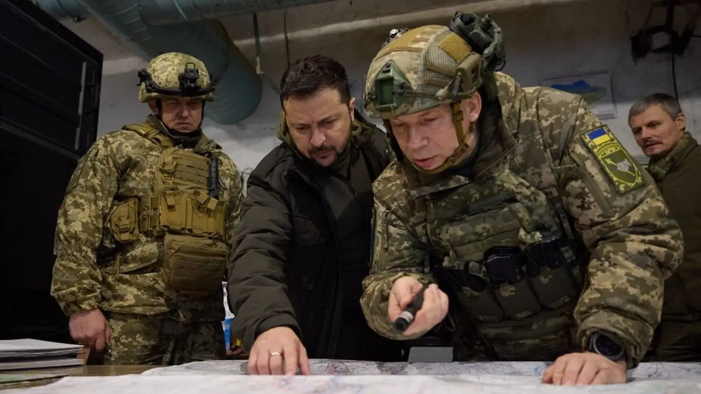 «Пробиваться с боем». На Украине заявили о неожиданном решении Зеленского
