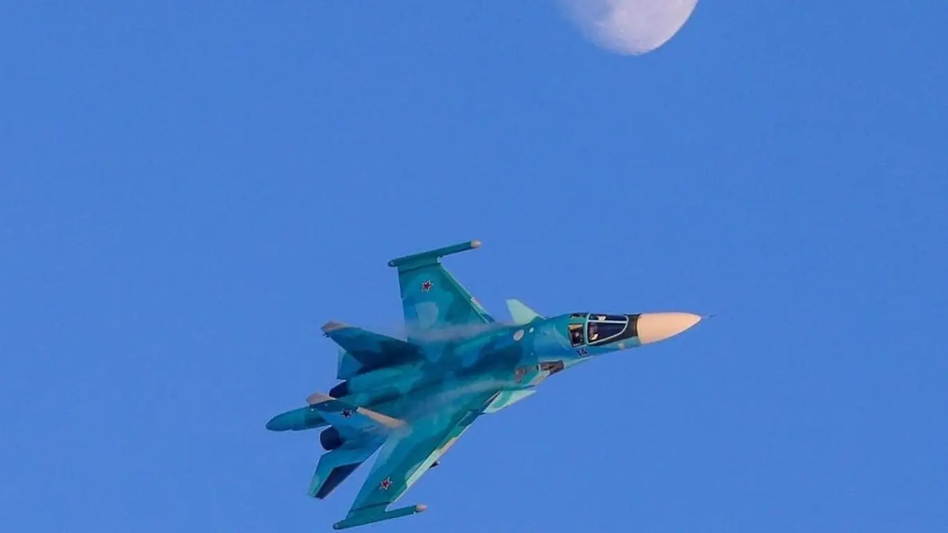 Лётчик назвал исход возможного противостояния Су — 35 и F — 16