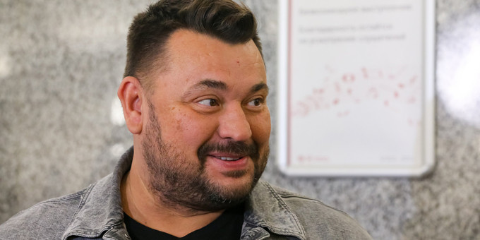 Сергей Жуков рассказал о смертельной болезни: дырка в животе Сергей Жуков рассказал о смертельной болезни: дырка в животе