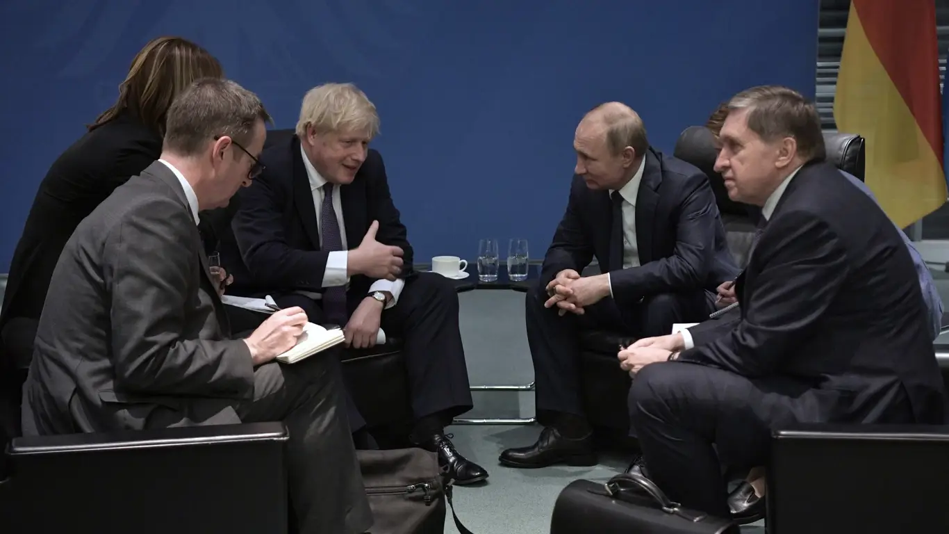 Стало известно, какое «обещание» дал Джонсон Путину по Украине