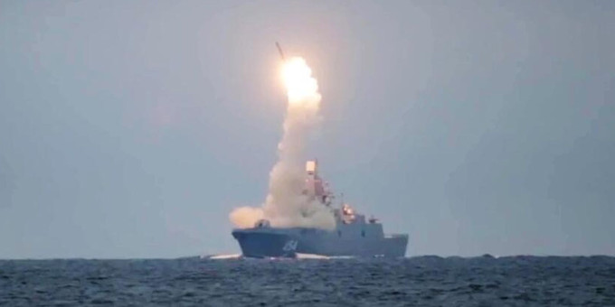 Плохой знак для Зеленского: Северный флот начал оттачивать удары «Калибрами» Плохой знак для Зеленского: Северный флот начал оттачивать удары «Калибрами»