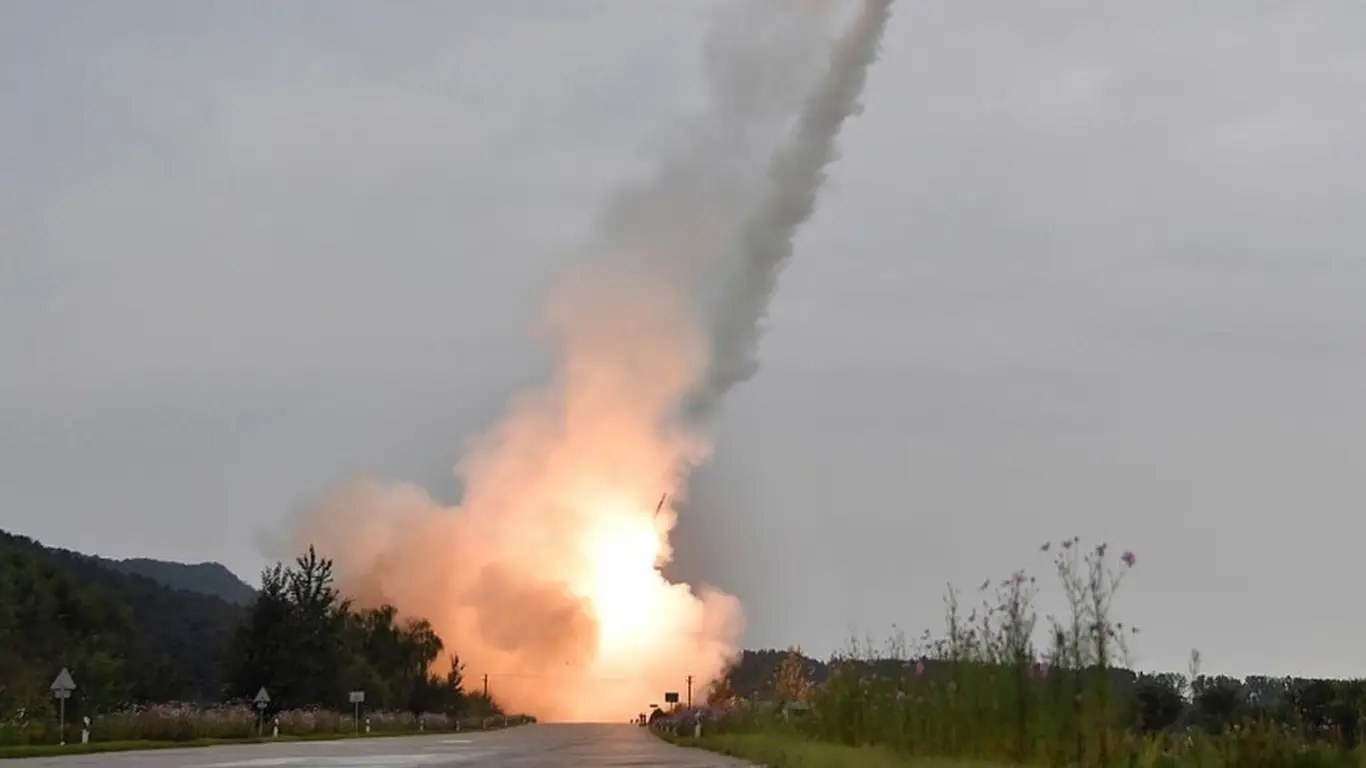 «Возможность поразить США». Эксперт прокомментировал запуск баллистической ракеты КНДР