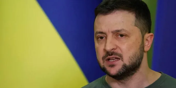 Солдаты ВСУ высмеивают запрет Зеленского на слово «отступление» Солдаты ВСУ высмеивают запрет Зеленского на слово «отступление»