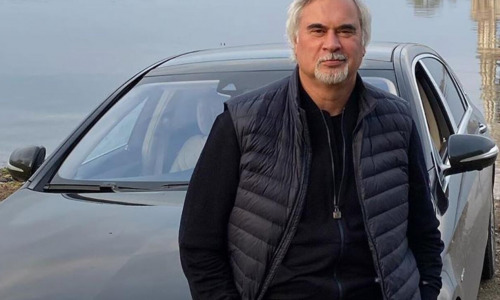 Певец Валерий Меладзе разбился в ДТП Певец Валерий Меладзе разбился в ДТП