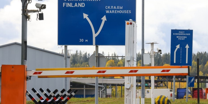 В Финляндии допустили, что границу с Россией попробуют открыть зимой