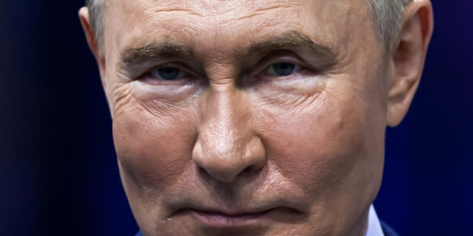 Путин «тремя стрелами» лишил США дара речи
