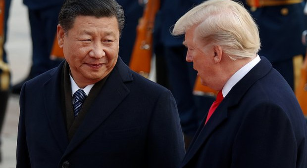 Си Цзиньпин обратился с просьбой к Трампу Си Цзиньпин обратился с просьбой к Трампу