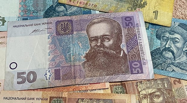 Названа сумма выведенных с Украины денег Названа сумма выведенных с Украины денег