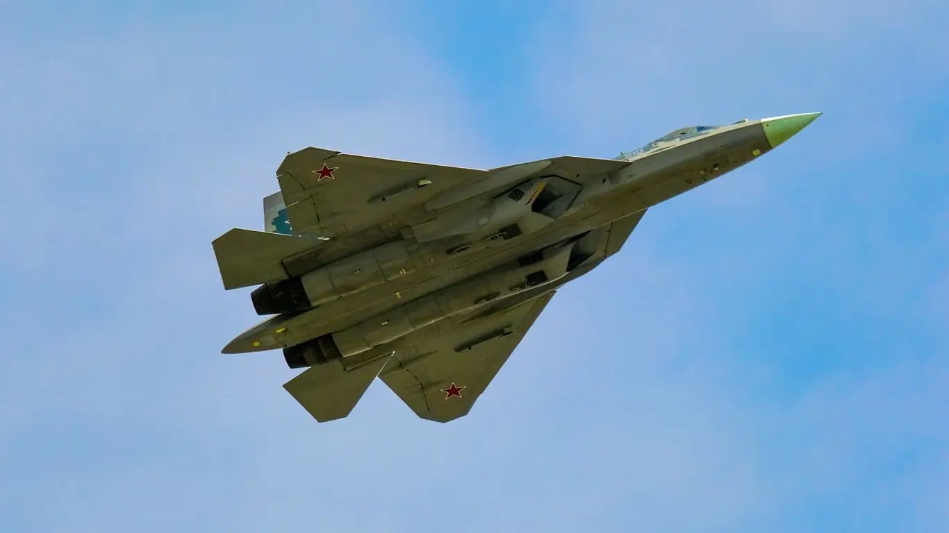 Российский истребитель пятого поколения Су — 57 уже пользуется спросом