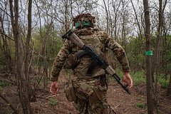 Военный ВСУ забыл свое местонахождение из-за пьянства Военный ВСУ забыл свое местонахождение из-за пьянства