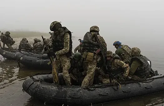 В ВСУ назвали сумасшедшим приказ о высадке на левом берегу Днепра В ВСУ назвали сумасшедшим приказ о высадке на левом берегу Днепра