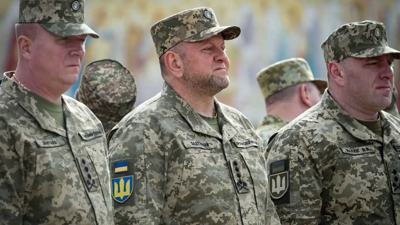 Залужный оценил шансы на выживание украинских военных