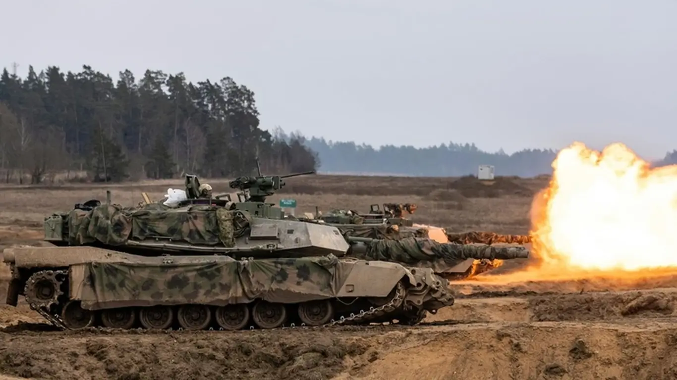 Натовские танки Abrams и Leopard участвуют в боях под Курском