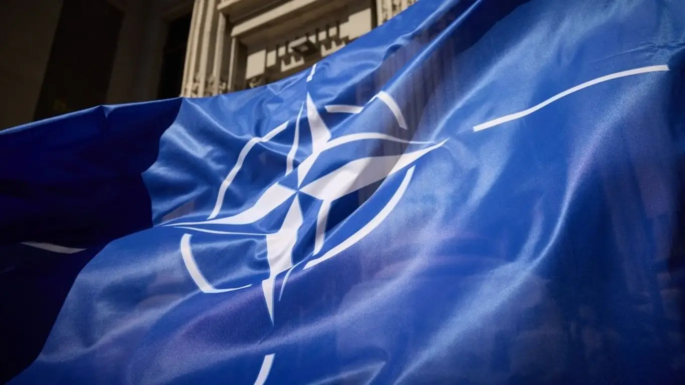 «Сугубо гражданский брак». Хотят ли на Западе принимать Украину в НАТО?