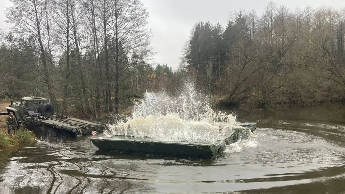 В Минобороны рассказали об установке понтонного моста под Курском