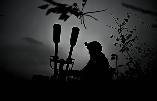 Боец СВО избежал смерти при обстреле благодаря вложенным в бронежилет иконам Боец СВО избежал смерти при обстреле благодаря вложенным в бронежилет иконам