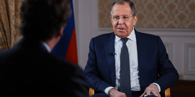 Лавров — Такеру Карлсону: В России для некоторых торговля с Западом важнее суверенитета страны