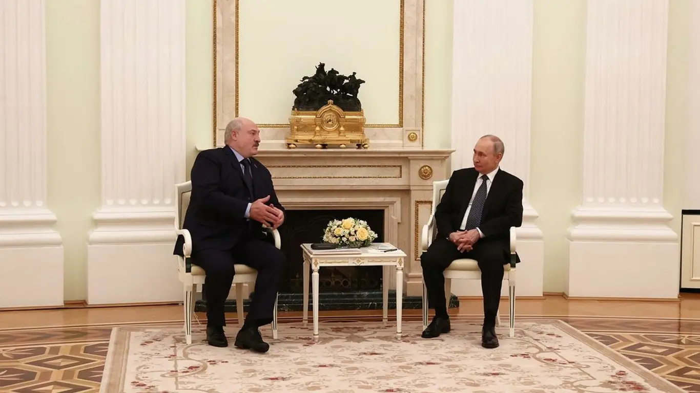 Путин заявил, что договор с Минском допускает использование тактического ядерного оружия