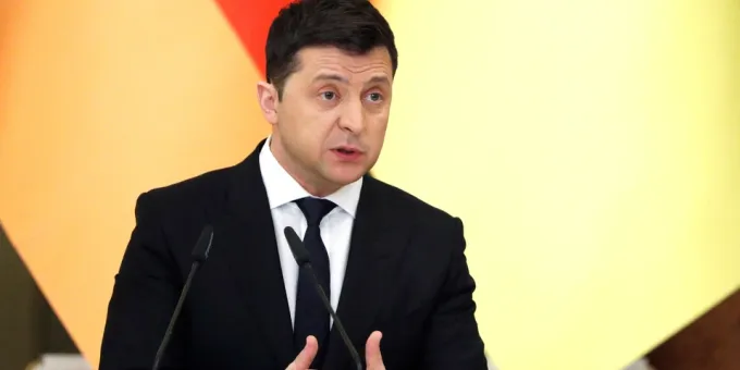 Зеленский попросил кандидата в канцлеры ФРГ Мерца силой принудить Россию к миру