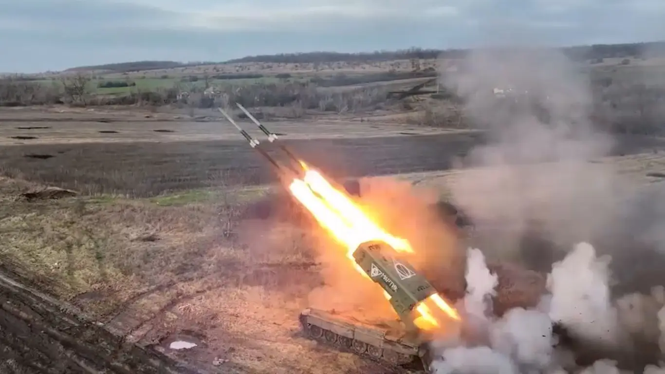 «От него невозможно укрыться». В «Ростехе» рассказали о боевых возможностях «Солнцепека»