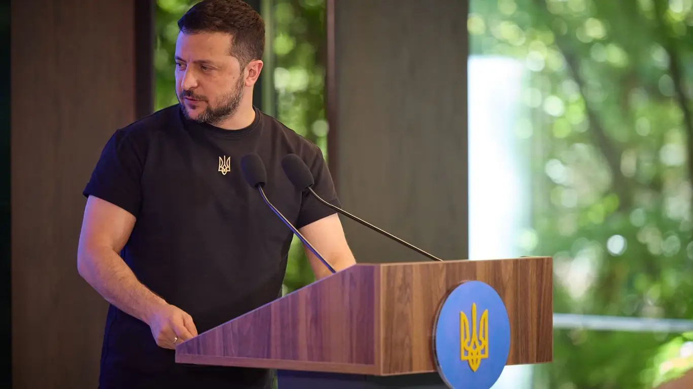 «В хамской манере». Зеленский отказался забирать сотни украинских пленных