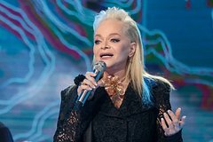 Лариса Долина столкнулась с опасностью лишиться квартиры из-за санкций
