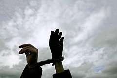 Задержанные в Тунисе туристы из России содержатся в тюрьме Mornaguia. Это место заключения известно пытками Задержанные в Тунисе туристы из России содержатся в тюрьме Mornaguia. Это место заключения известно пытками